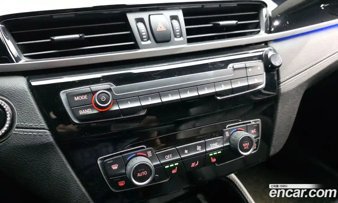 BMW X2 2021 2.0 автомат (гидро), фото 16