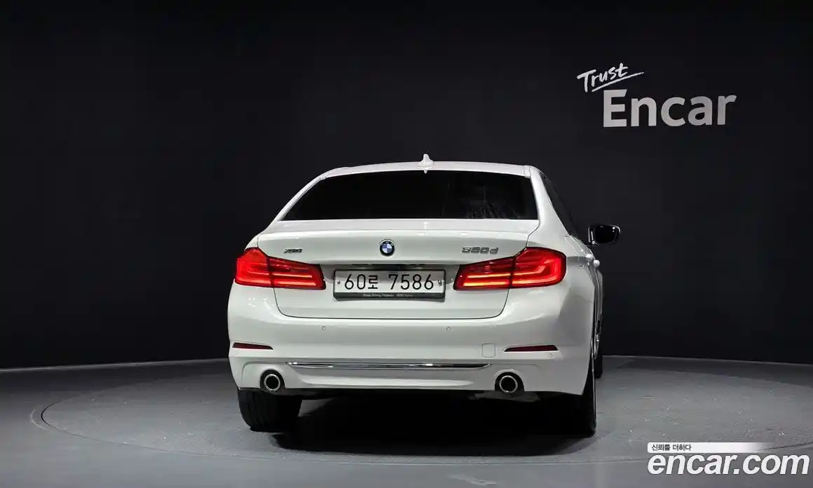 BMW 5 серия 2019 2.0 автомат (гидро), фото 4