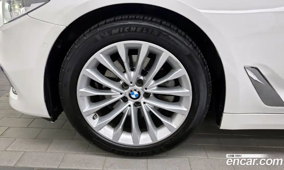 BMW 5 серия 2019 2.0 автомат (гидро), фото 5