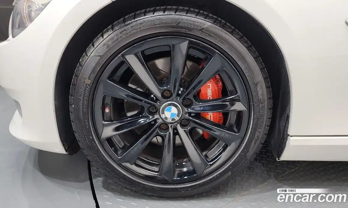 BMW 3 серия 2011 3.0 автомат (гидро), фото 5