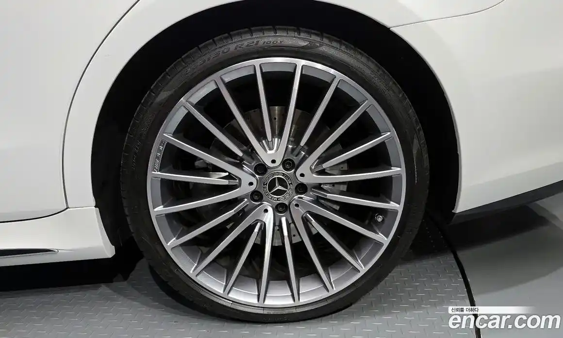 Mercedes-Benz S-Class 2024 3.0 автомат (гидро), фото 7