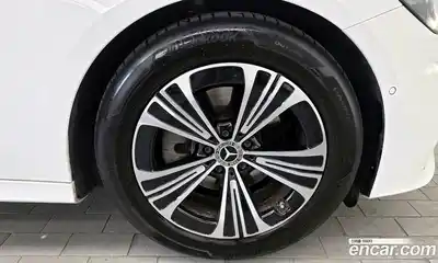 Mercedes-Benz E-Class 2025 2.0 автомат (гидро), миниатюра 7