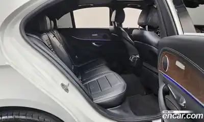 Mercedes-Benz E-Class 2023 2.0 автомат (гидро), миниатюра 11