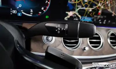 Mercedes-Benz E-Class 2023 2.0 автомат (гидро), миниатюра 9