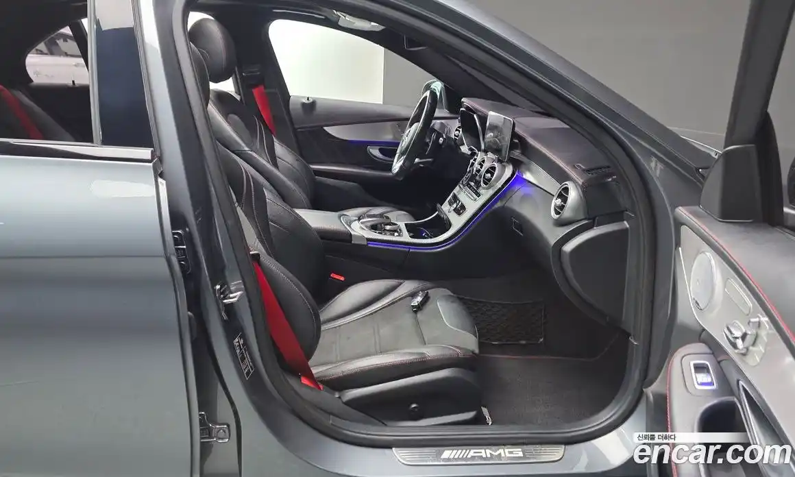 Mercedes-Benz C-Class 2019 3.0 гидро, фото 16 Mercedes-Benz C-Class 2019 3.0 гидро, фото 16