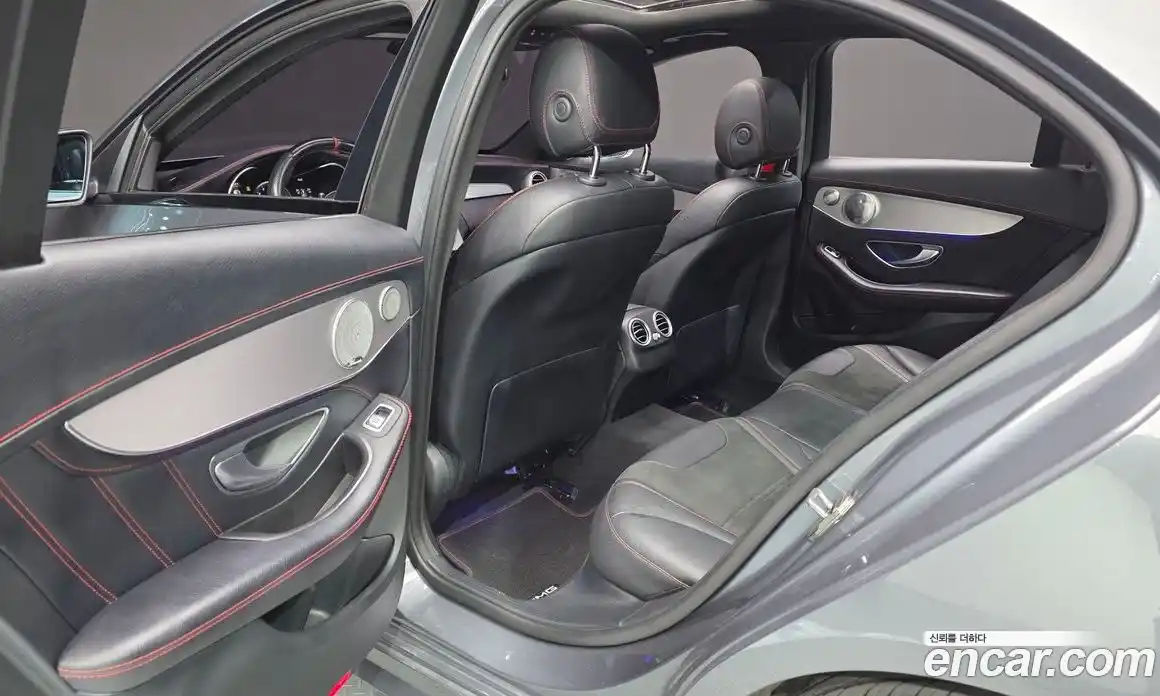 Mercedes-Benz C-Class 2019 3.0 гидро, фото 18 Mercedes-Benz C-Class 2019 3.0 гидро, фото 18