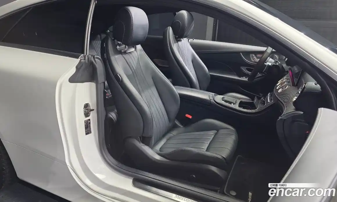Mercedes-Benz E-Class 2022 3.0 автомат (гидро), фото 12