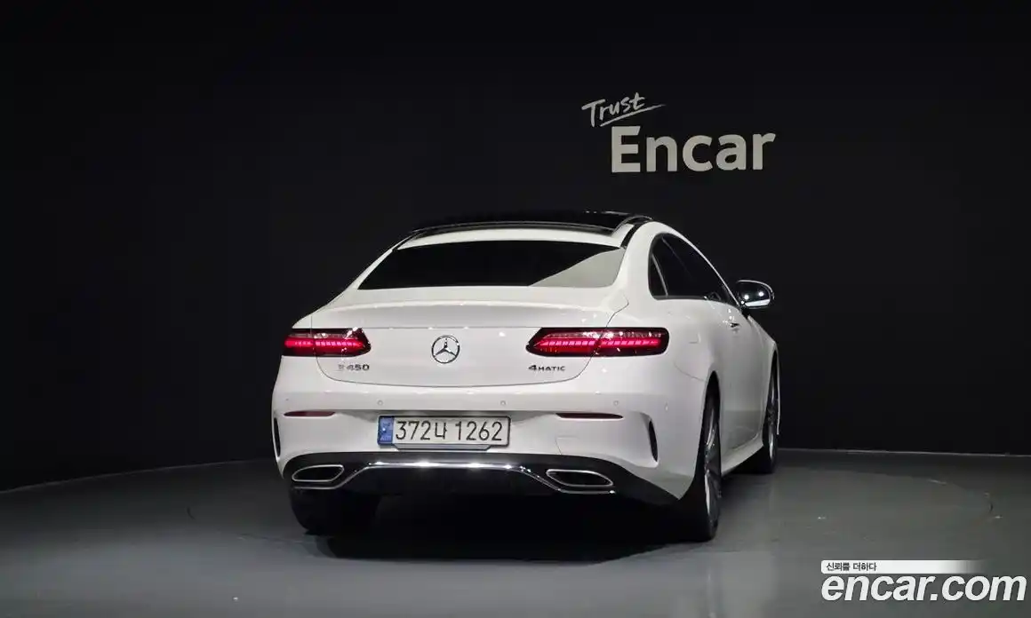 Mercedes-Benz E-Class 2022 3.0 автомат (гидро), фото 4