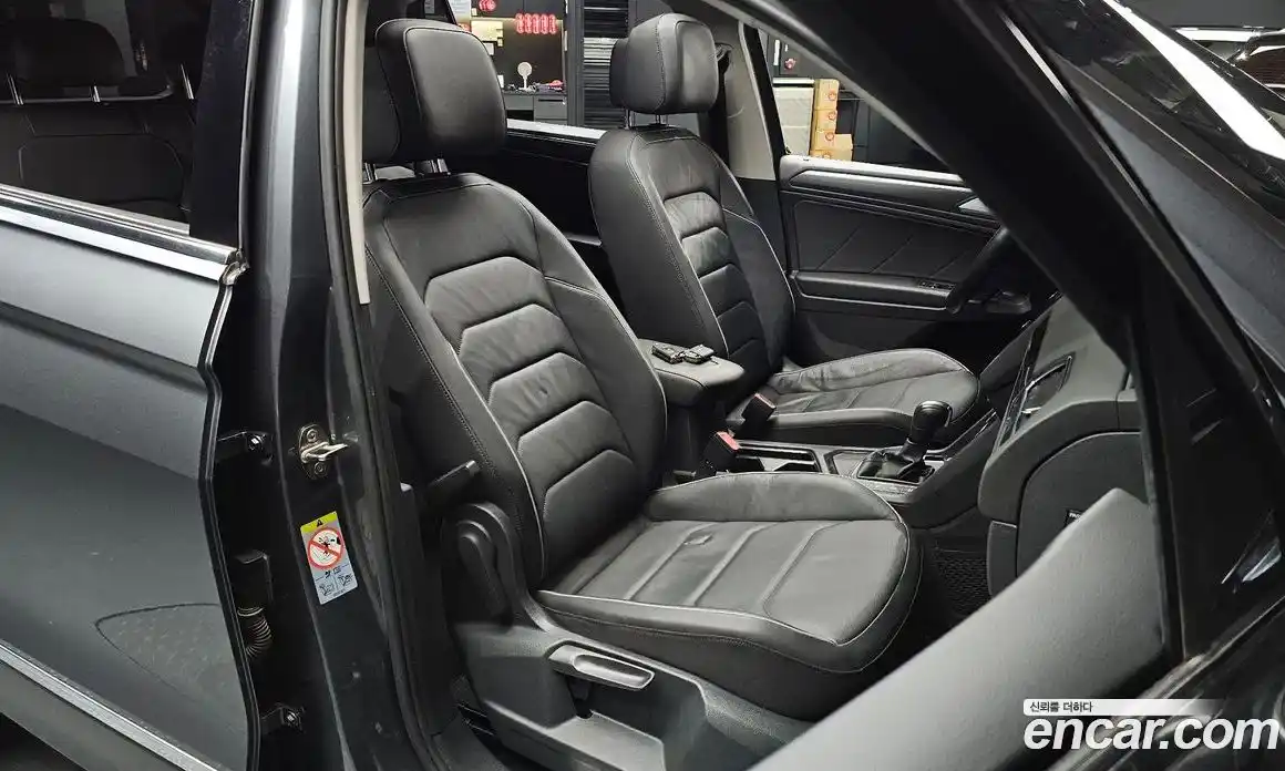Volkswagen Tiguan 2020 2.0 автомат (гидро), фото 13