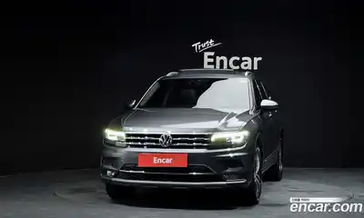 Volkswagen Tiguan 2020 2.0 автомат (гидро), миниатюра 3