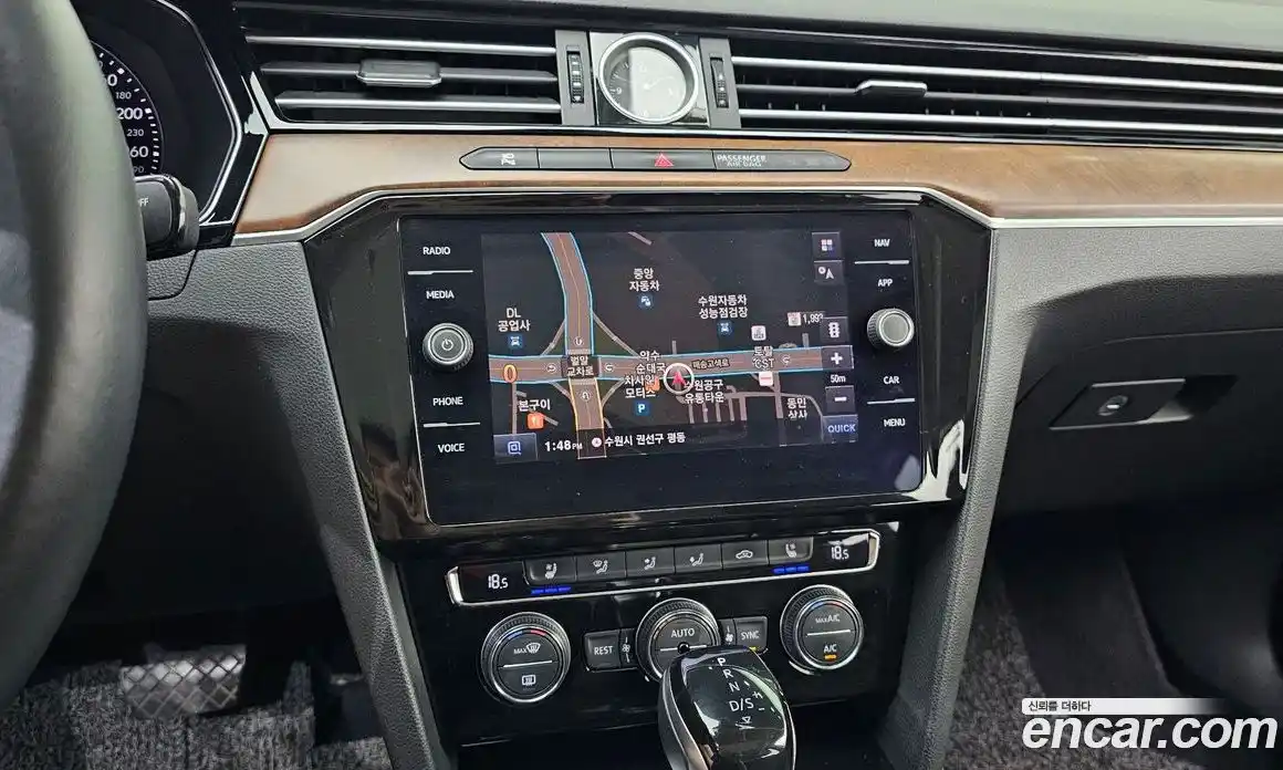 Volkswagen Passat 2018 2.0 автомат (гидро), фото 19