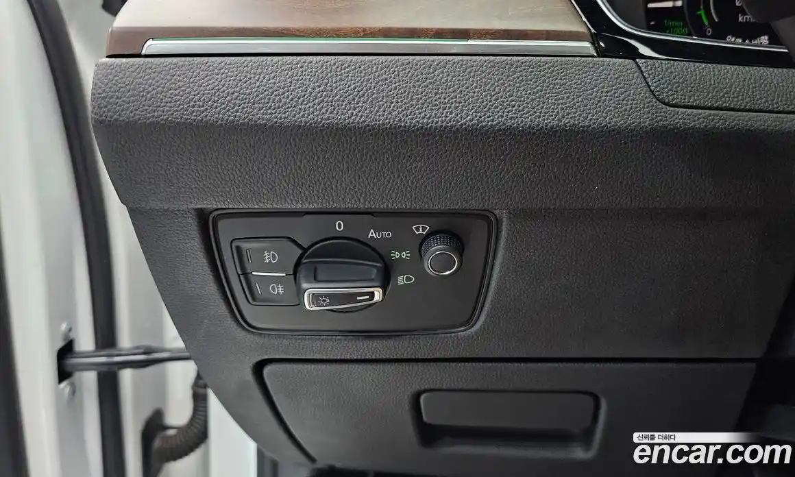 Volkswagen Passat 2018 2.0 автомат (гидро), фото 21