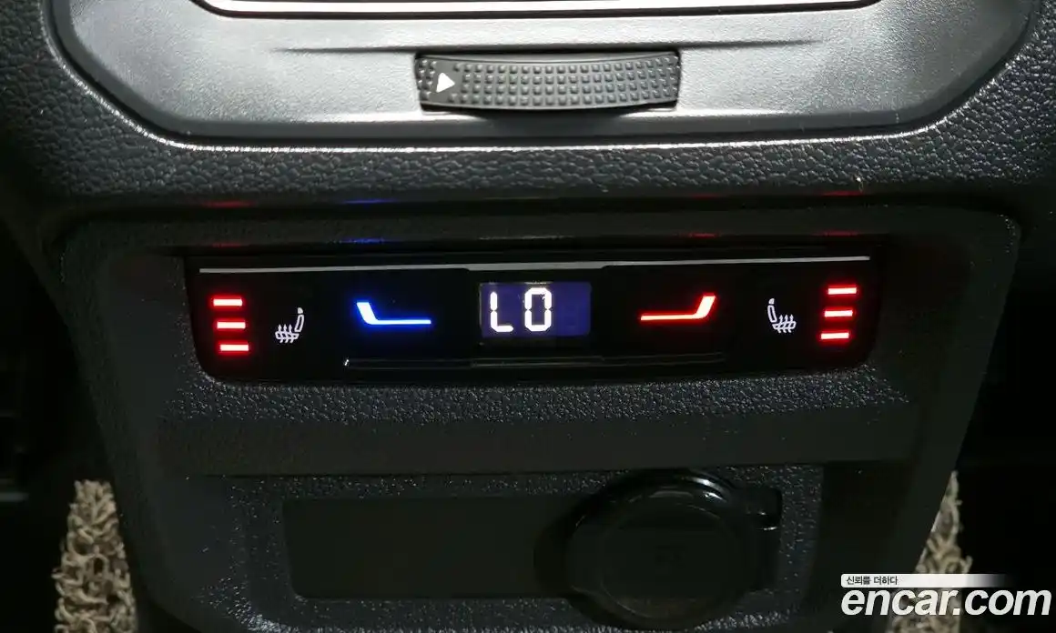 Volkswagen Tiguan 2022 2.0 автомат (гидро), фото 19