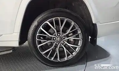 Jeep Cherokee 2022 3.6 автомат (гидро), миниатюра 7