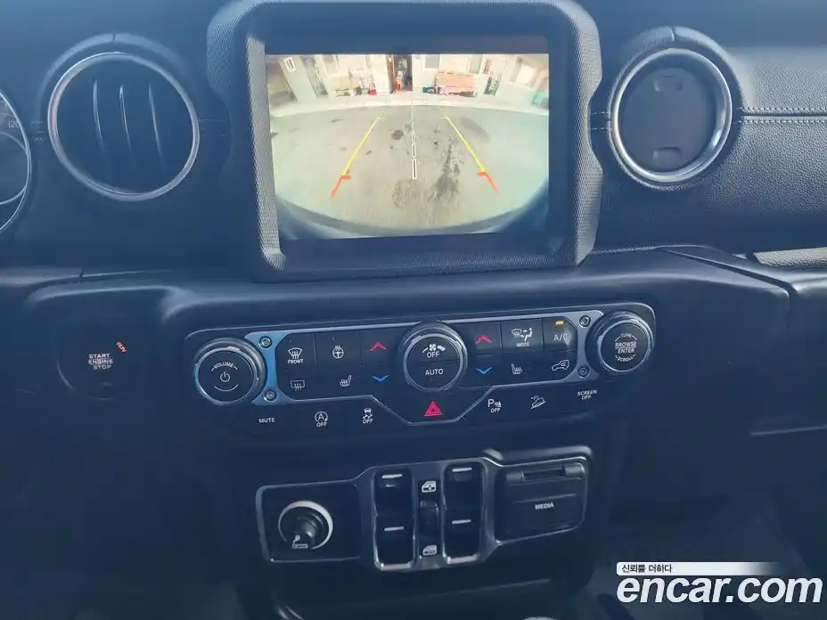 Jeep Wrangler 2019 2.0 автомат (гидро), фото 15