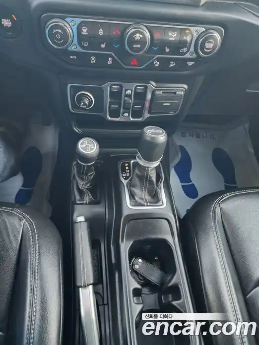 Jeep Wrangler 2019 2.0 автомат (гидро), фото 16