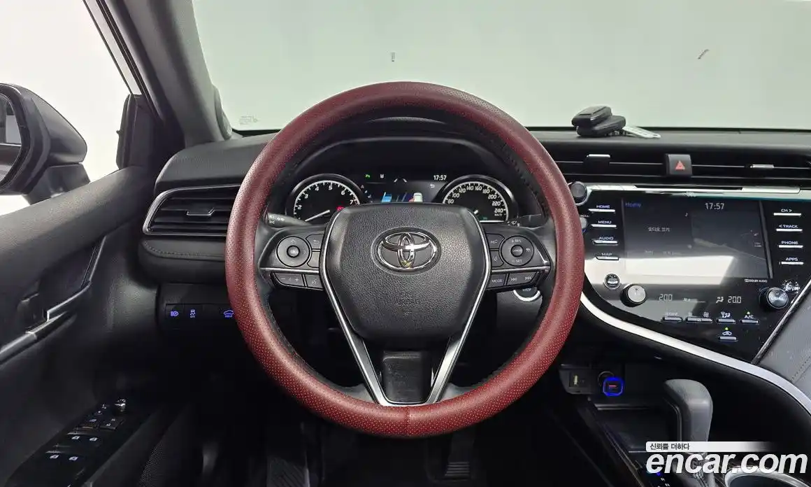 Toyota Camry 2019 2.5 автомат (гидро), фото 17 Toyota Camry 2019 2.5 автомат (гидро), фото 17