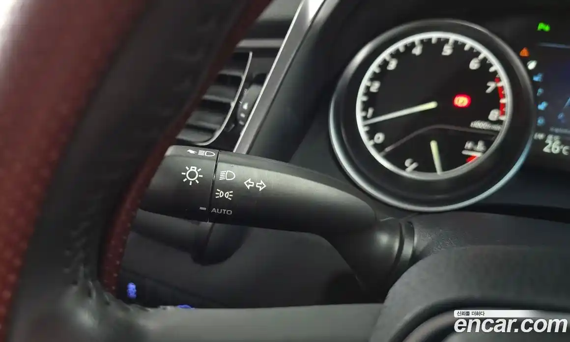 Toyota Camry 2019 2.5 автомат (гидро), фото 25 Toyota Camry 2019 2.5 автомат (гидро), фото 25