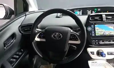 Toyota Prius 2016 1.8 автомат (гидро), миниатюра 12
