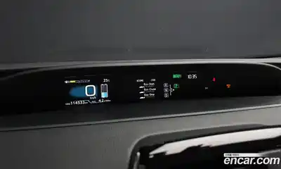 Toyota Prius 2016 1.8 автомат (гидро), миниатюра 8 Toyota Prius 2016 1.8 автомат (гидро), миниатюра 8