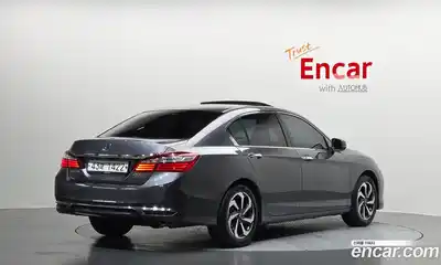 Honda Accord 2017 2.4 автомат (гидро), миниатюра 2