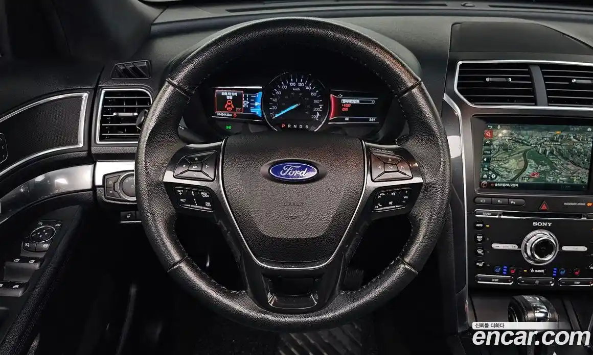 Ford Explorer 2018 2.3 автомат (гидро), фото 17
