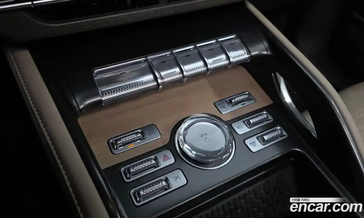 Lincoln Nautilus 2025 2.0 автомат (гидро), фото 9 Lincoln Nautilus 2025 2.0 автомат (гидро), фото 9