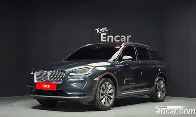 Lincoln Corsair, 2022, 56 028 км