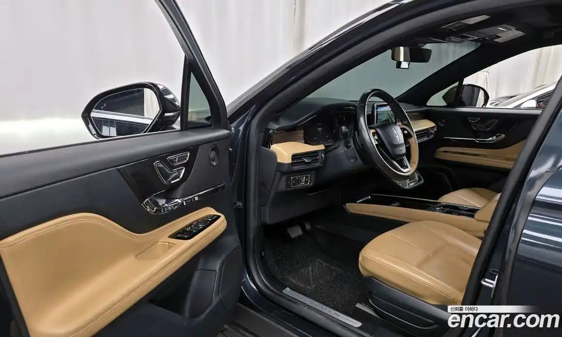 Lincoln Corsair 2022 2.0 автомат (гидро), фото 10 Lincoln Corsair 2022 2.0 автомат (гидро), фото 10