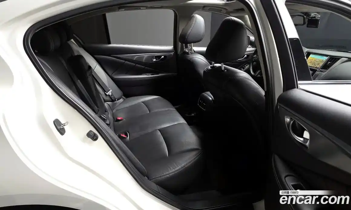Infiniti Q50 2016 2.1 автомат (гидро), фото 11