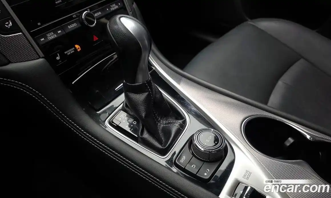 Infiniti Q50 2016 2.1 автомат (гидро), фото 9