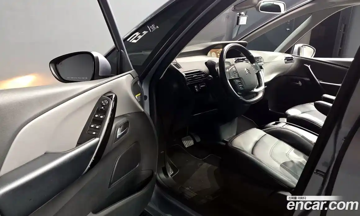 Citroen C4 Picasso 2018 1.6 автомат (гидро), фото 13