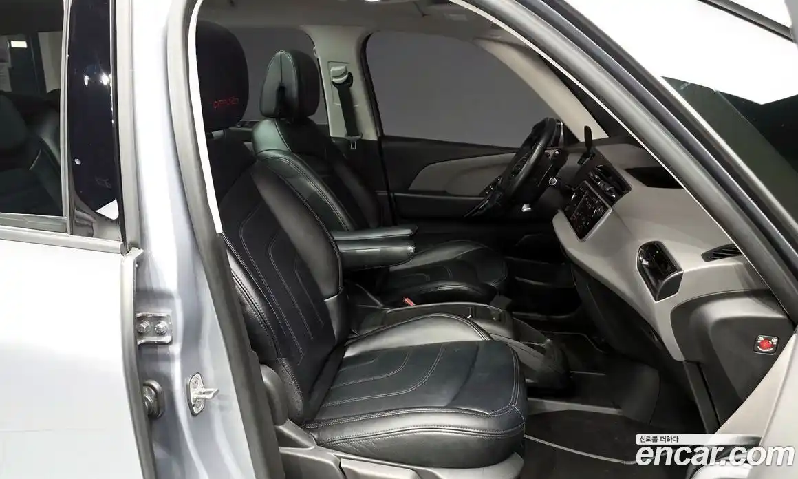Citroen C4 Picasso 2018 1.6 автомат (гидро), фото 16