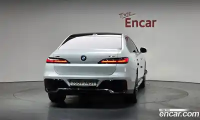 BMW 7 серия 2023 3.0 автомат (гидро), миниатюра 3