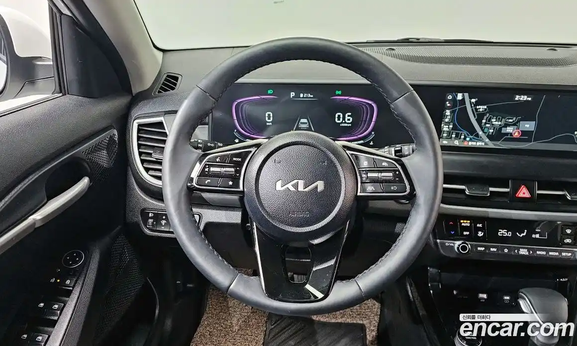 Kia Seltos 2024 2.0 автомат (гидро), фото 13