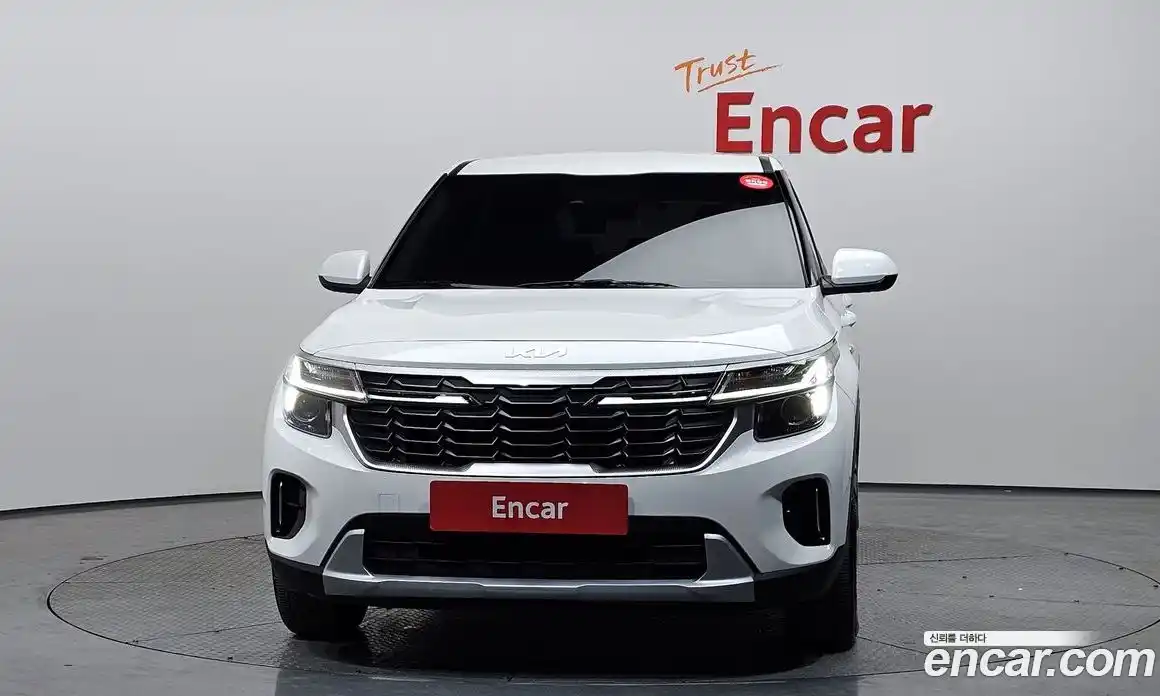 Kia Seltos 2024 2.0 автомат (гидро), фото 3