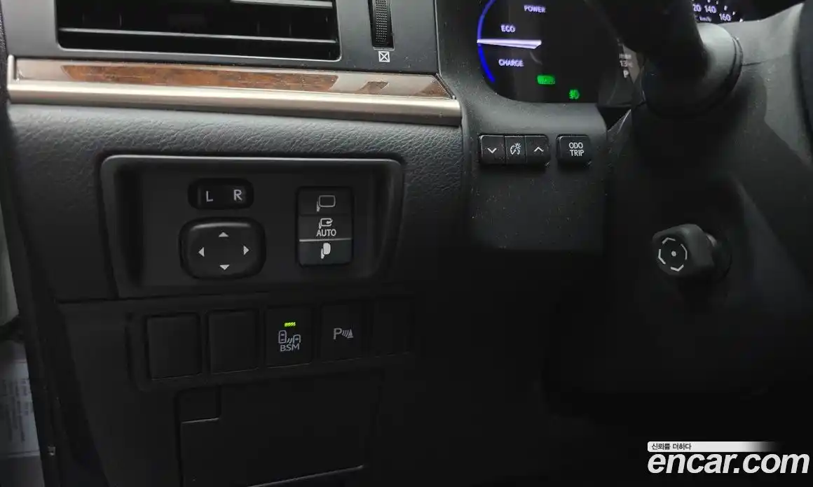 Lexus ES 2015 2.5 автомат (гидро), фото 17 Lexus ES 2015 2.5 автомат (гидро), фото 17