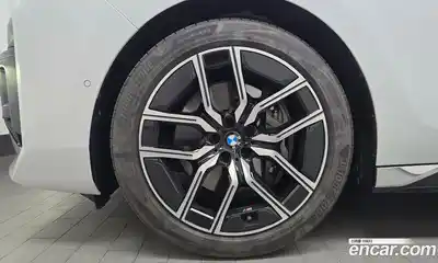 BMW 7 серия 2025 3.0 автомат (гидро), миниатюра 5