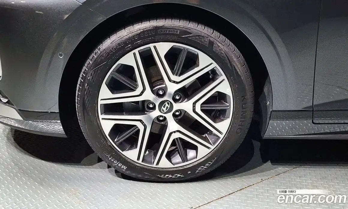 Hyundai Grandeur 2024 1.6 автомат (гидро), фото 5