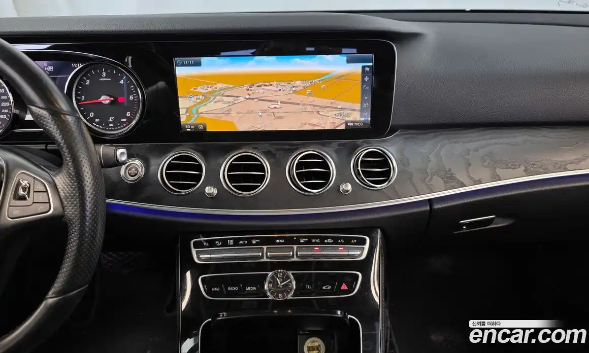 Mercedes-Benz E-Class 2016 1.9 автомат (гидро), фото 14