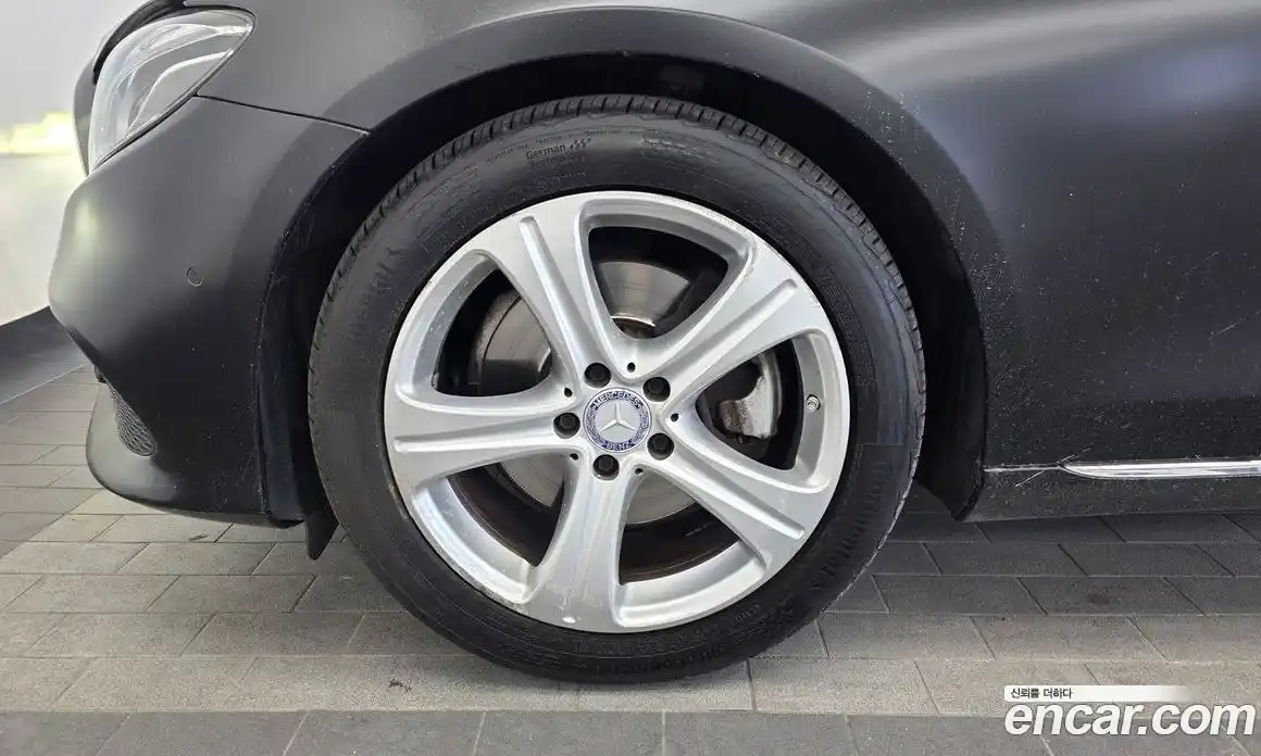 Mercedes-Benz E-Class 2016 1.9 автомат (гидро), фото 5