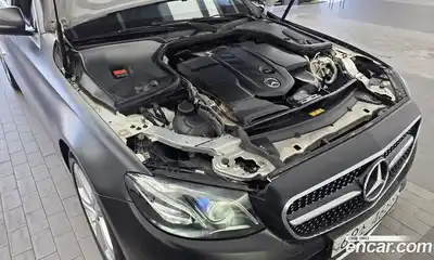 Mercedes-Benz E-Class 2016 1.9 автомат (гидро), миниатюра 6