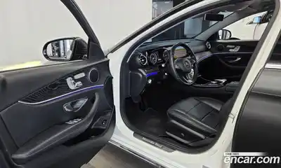 Mercedes-Benz E-Class 2016 1.9 автомат (гидро), миниатюра 10