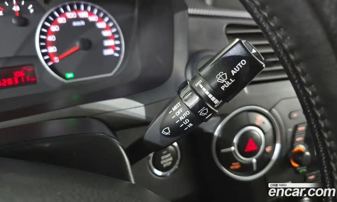 SsangYong Korando 2014 2.0 автомат (гидро), фото 34