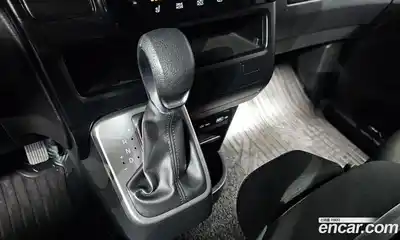 Hyundai Staria 2024 2.2 автомат (гидро), миниатюра 12