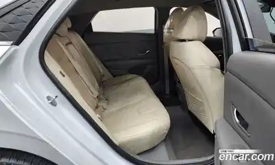 Hyundai Avante 2023 1.6 автомат (гидро), миниатюра 11