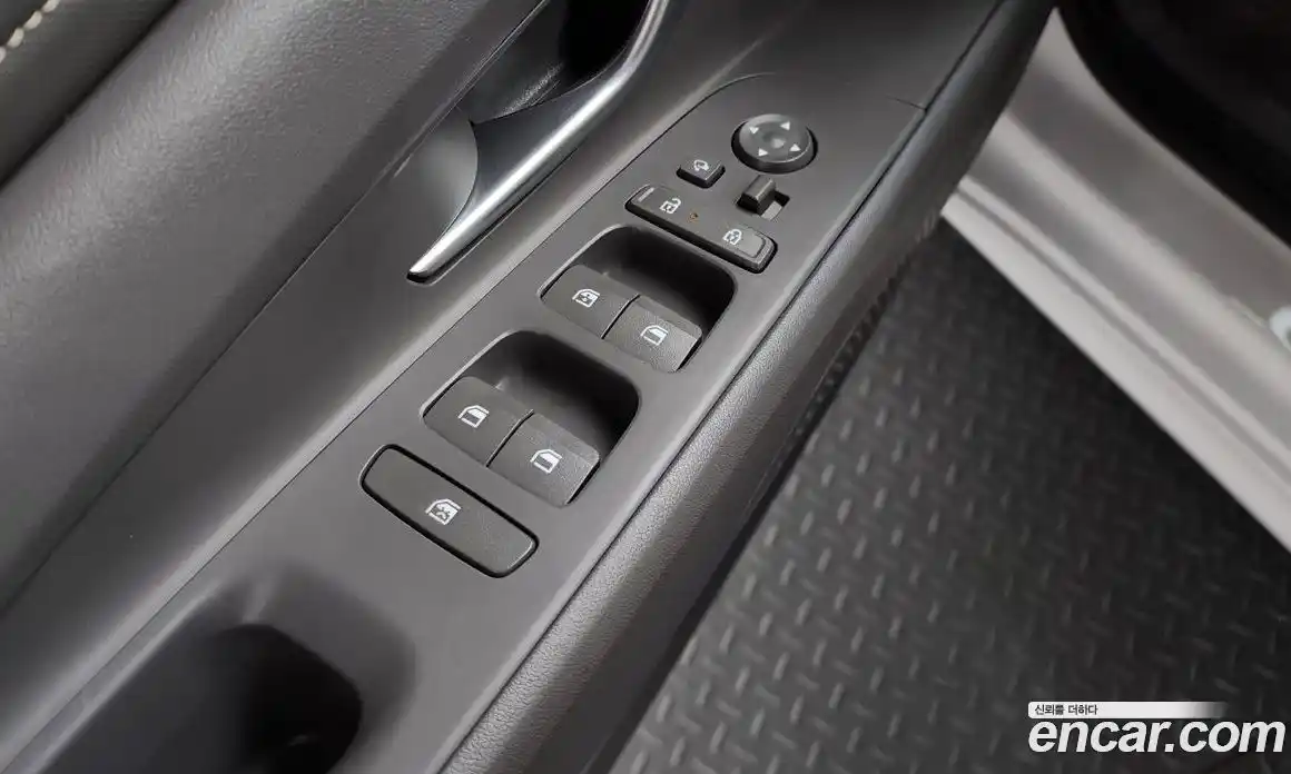 Hyundai Avante 2023 1.6 автомат (гидро), фото 15
