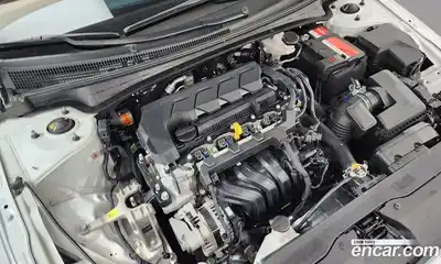 Hyundai Avante 2023 1.6 автомат (гидро), миниатюра 6