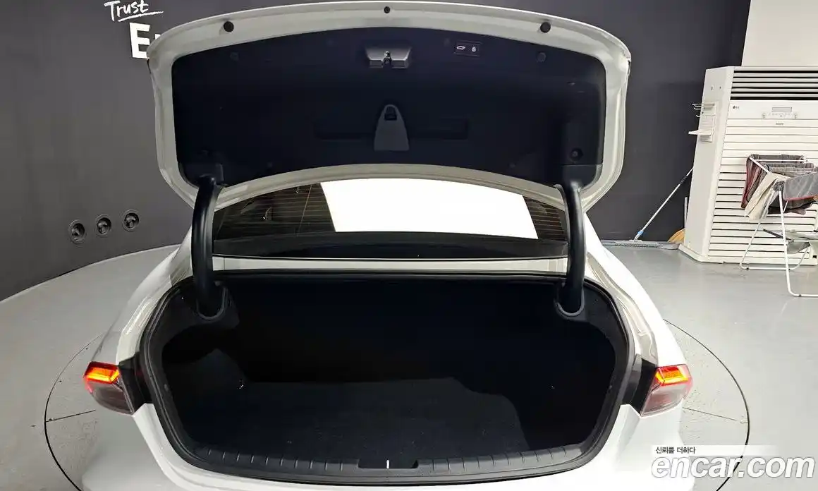 Hyundai Grandeur 2022 2.5 автомат (гидро), фото 26