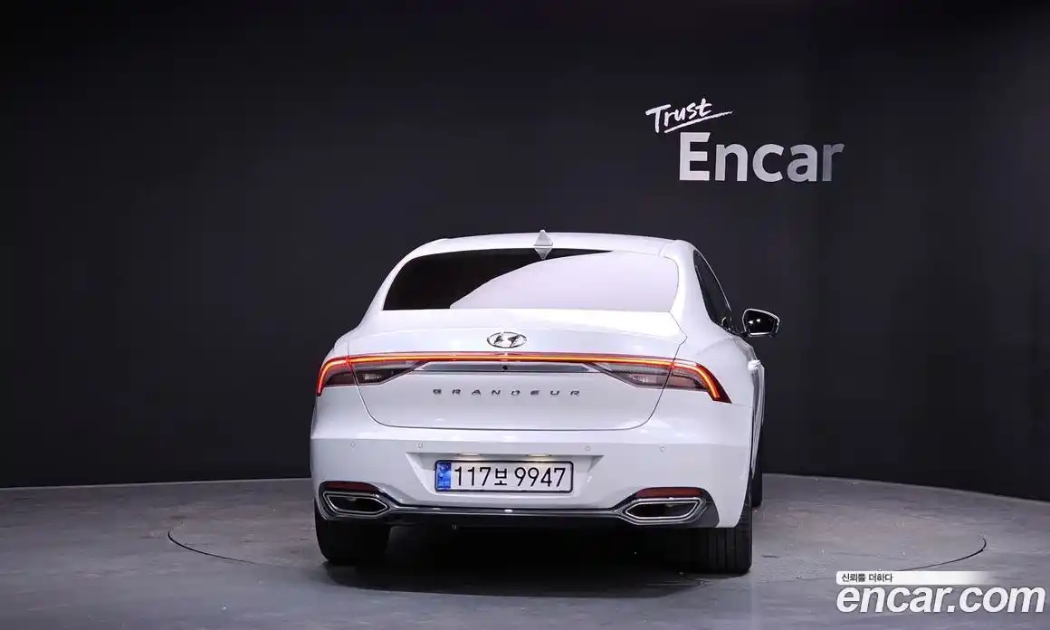 Hyundai Grandeur 2022 2.5 автомат (гидро), фото 4